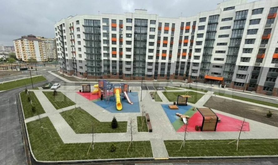 Продам 2-комнатную квартиру, 54.2 м², Анапа, ул. крылова,                                                     13к3