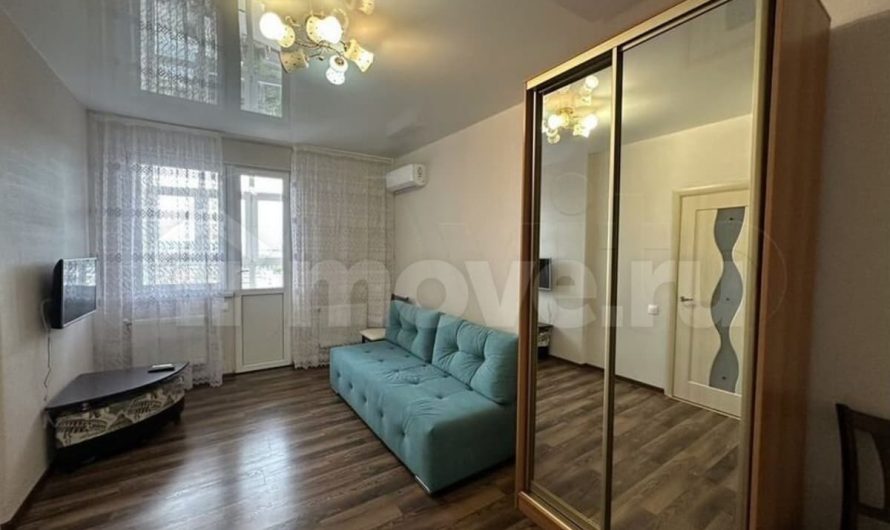 Продаем 1-комнатную квартиру, 39 м², Анапа, ул. толстого,                                                     130к1