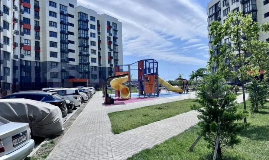 Продается 2-комнатная квартира, 53.8 м², Анапа, ул. крылова,                                                     13к2